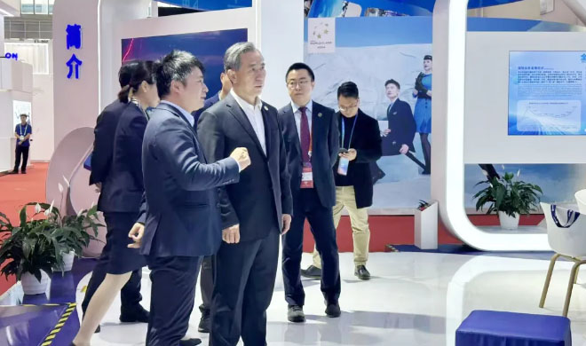 链博现场 | 中国贸促会辅导、、浙江省贸促会辅导莅临浙商南宫官网展位