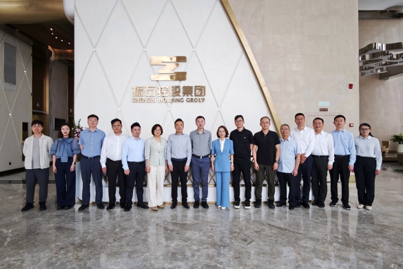 【辅导活动】公司董事长杨威带队走访振石集团