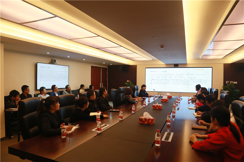 公司结合交投绿城物业发展大楼消防知识培训