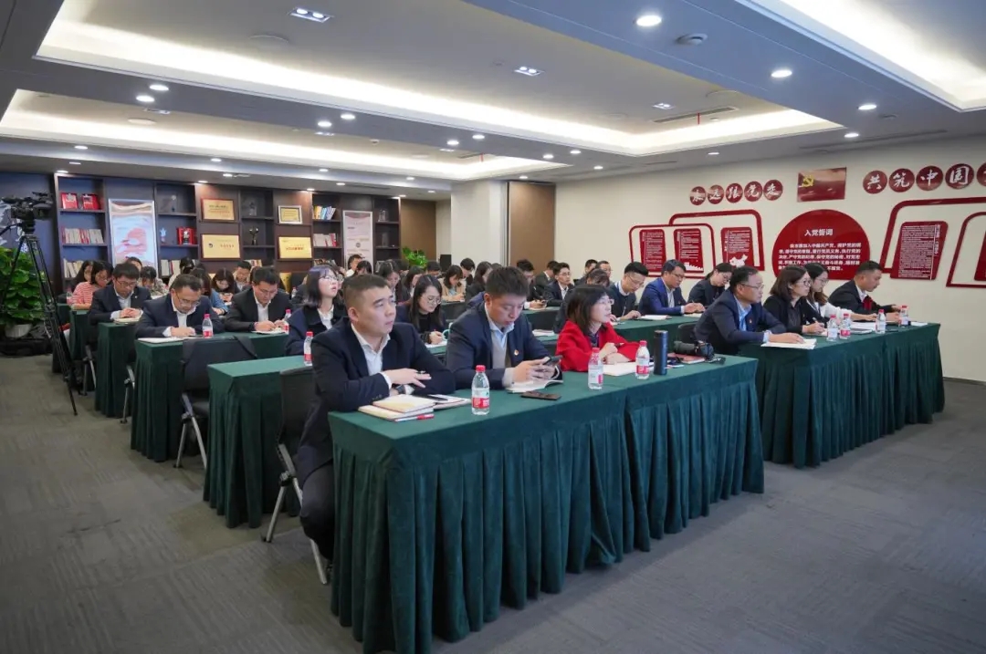 学习十九届五中全会心灵：：：书记讲党课 党员谈感想
