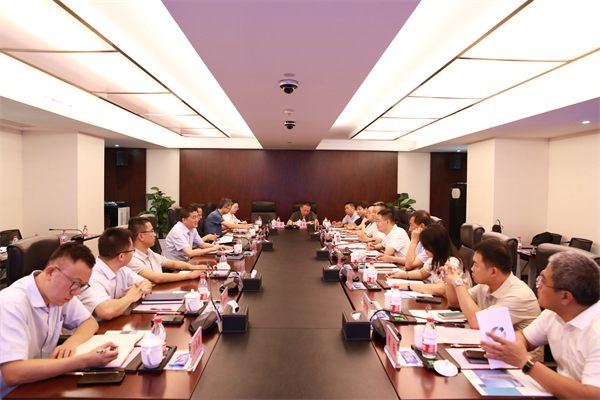 山西省介休市委副书记、、、市长魏鹏耀一行到访我司