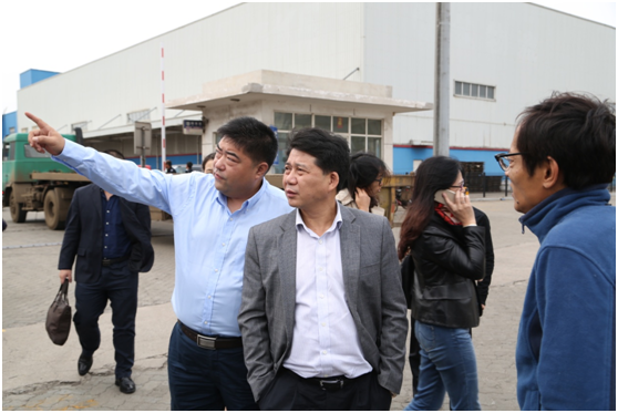公司董事长袁仁军一行到平前进口汽车部调查调研