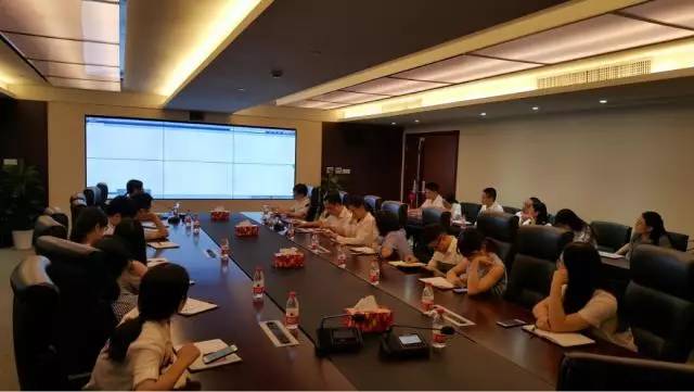 服膺使命，，，业精于勤——公司财政资产治理部组织发展财政知识月度培训